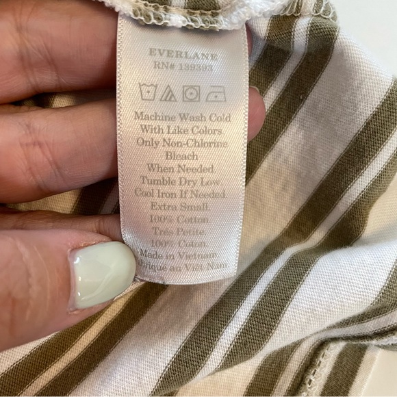 Everlane Long Sleeve Box Cut Pocket Tee Olive Green Tan Striped Shirt Size XS - Picture 7 of 10